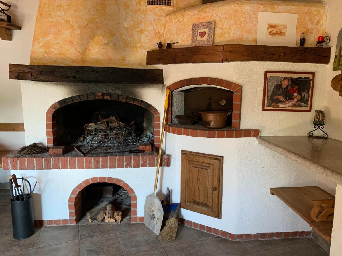 Skerlj Wine Estate Guest House Tomaj Eksteriør bilde